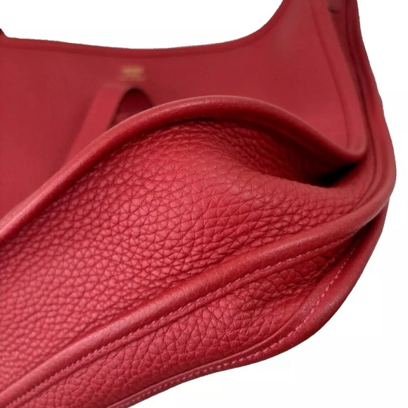 AUTH 2023 HERMES H GHW EVELYNE III PM ROUGE VIF CLEMENCE CROSSBODY SADDLE BAG - Picture 6 of 16